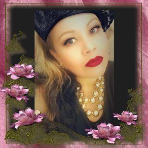 Meet your Posher, Rosalia